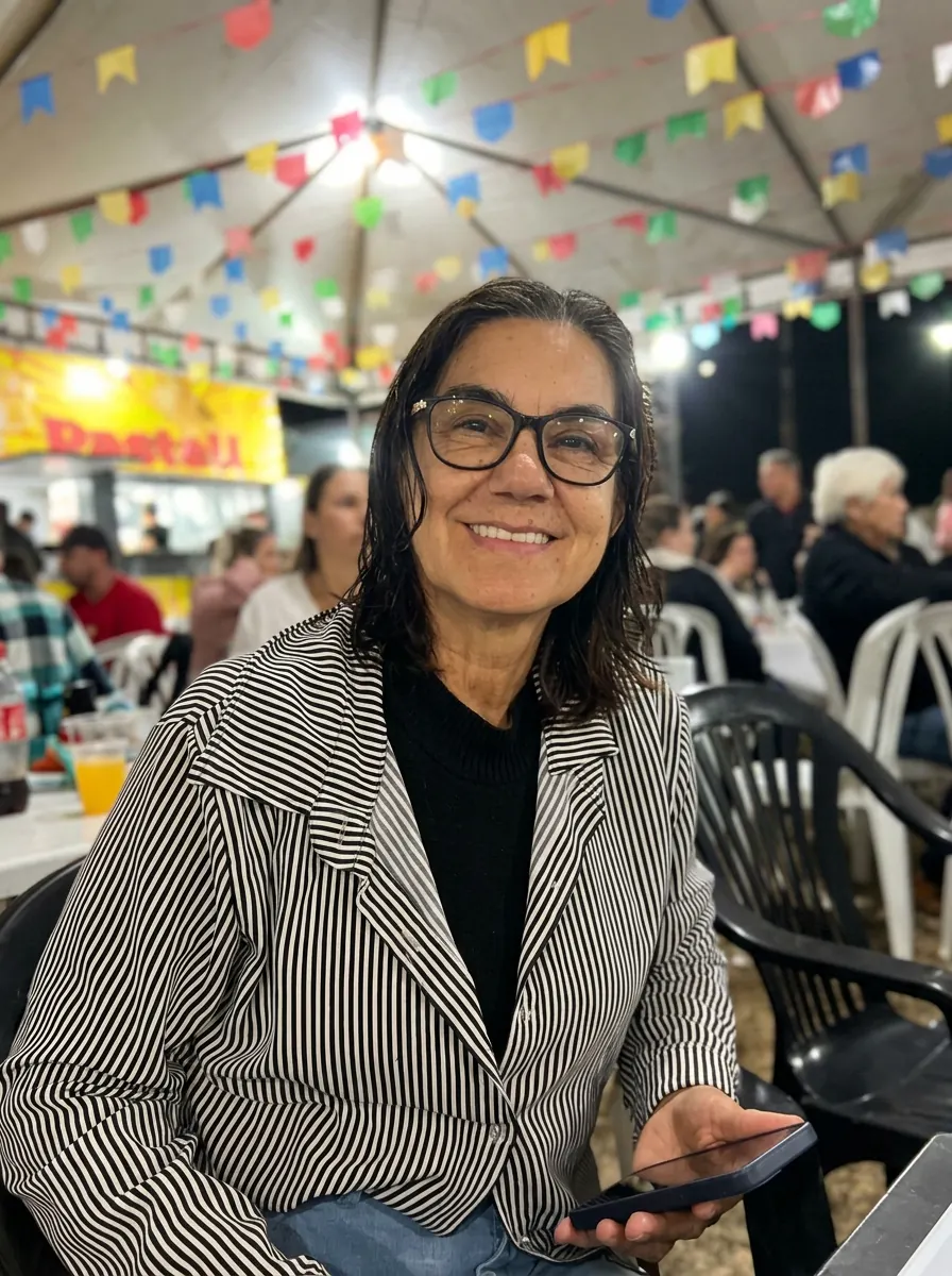 Karen Regina, mãe de Karine e inspiração por trás da história da Ora Joias